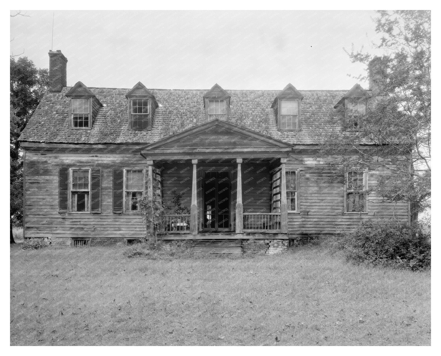 1730 Wooden House in Weyanoke, Virginia - Historical Photo