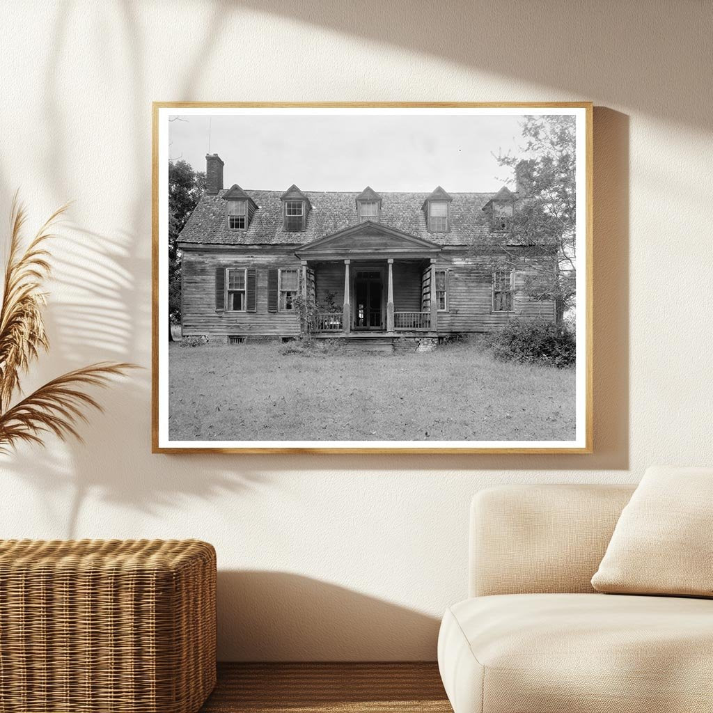 1730 Wooden House in Weyanoke, Virginia - Historical Photo