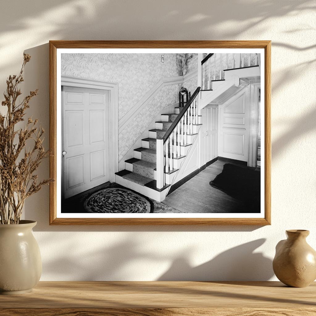 Weyanoke 1730: Historic Virginia Interior Photo