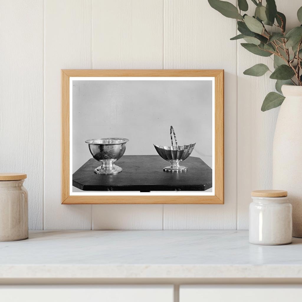 Shirley Plantation, Charles City, Virginia - Vintage Photo 1