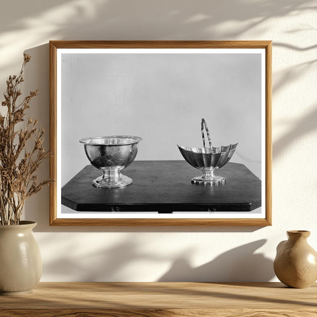 Shirley Plantation, Charles City, Virginia - Vintage Photo 1