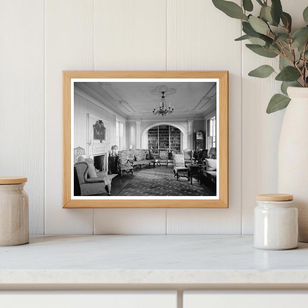 Historical Living Room, Charles City, VA, 1730
