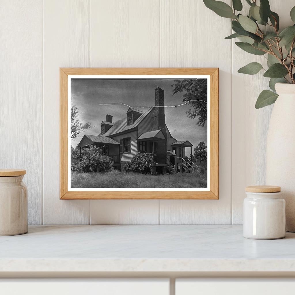 Midlothian Pike, Chesterfield County, VA - 20th Century Home