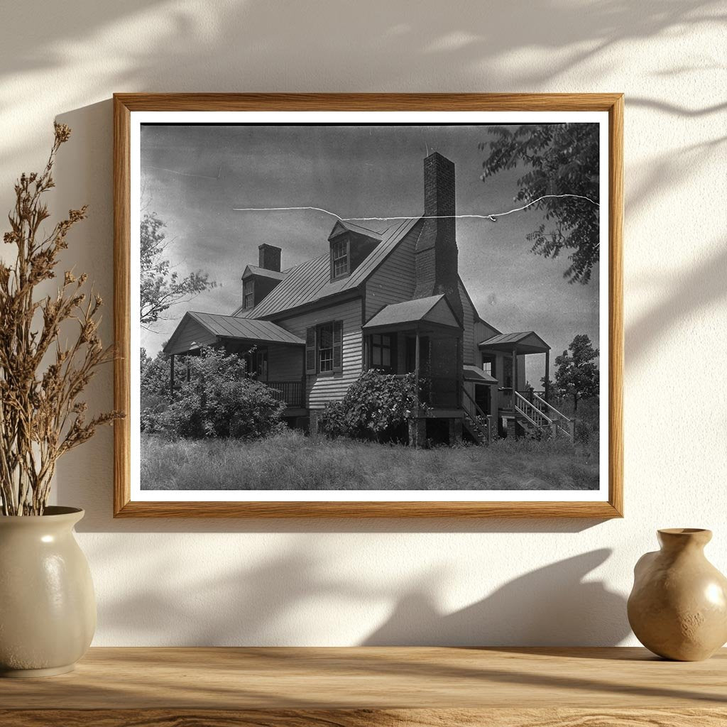 Midlothian Pike, Chesterfield County, VA - 20th Century Home