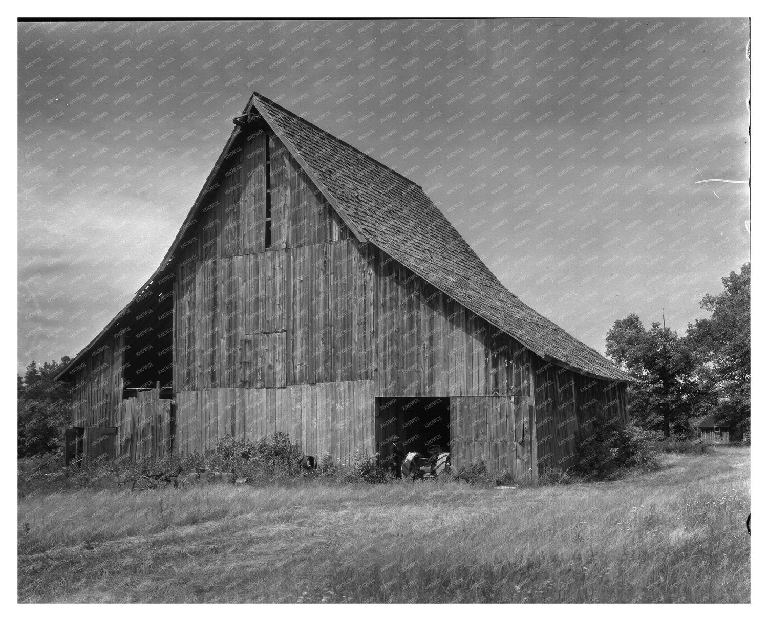 Midlothian Pike Barn, Chesterfield VA, Mid-20th Century
