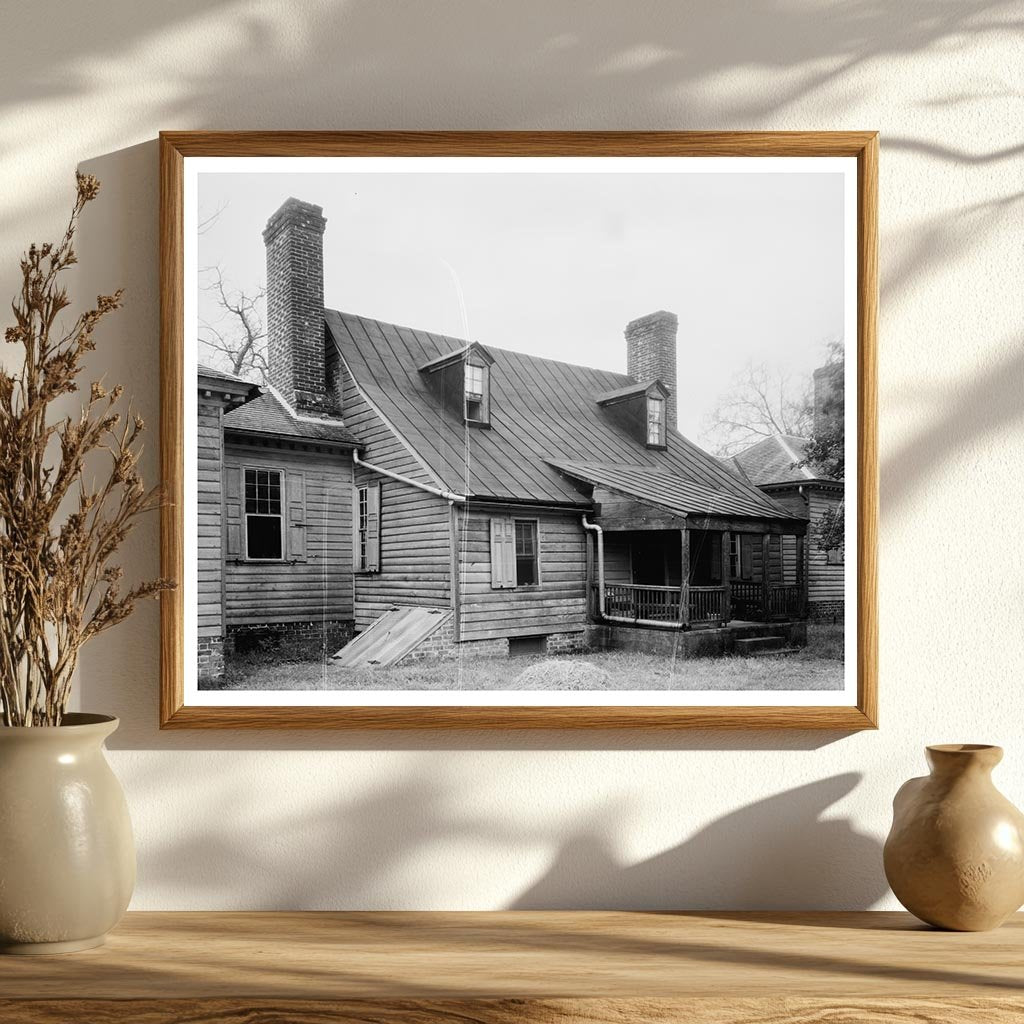 1730 Architecture in Petersburg, VA: Historic Photograph