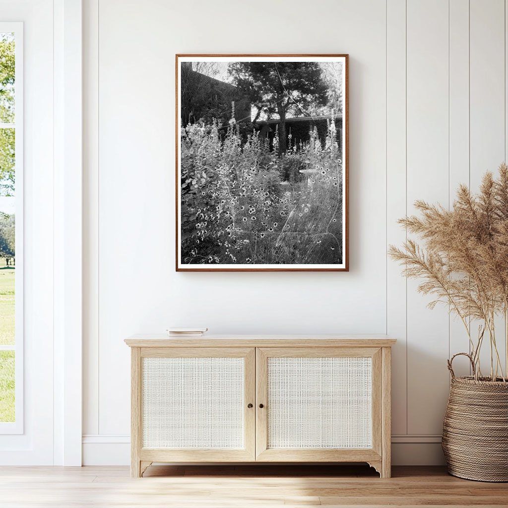 Historic Structure in Caret, VA, 1730 - Johnston Photograph