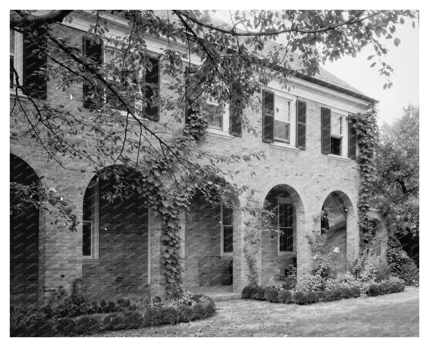 Mt. Vernon VA Architecture, 20th Century Vintage Photo