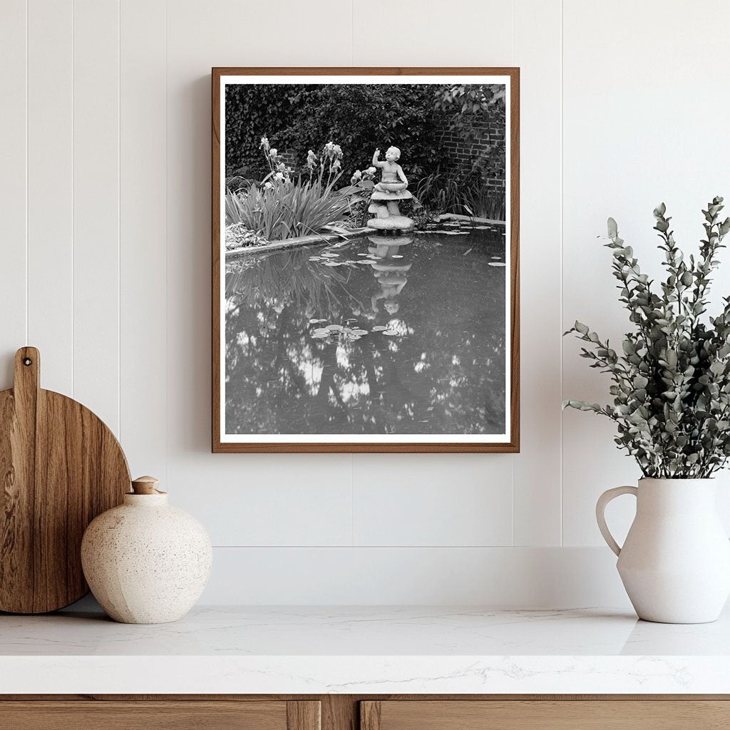 Historic Garden Scene, Mt. Vernon, Virginia, 1900s