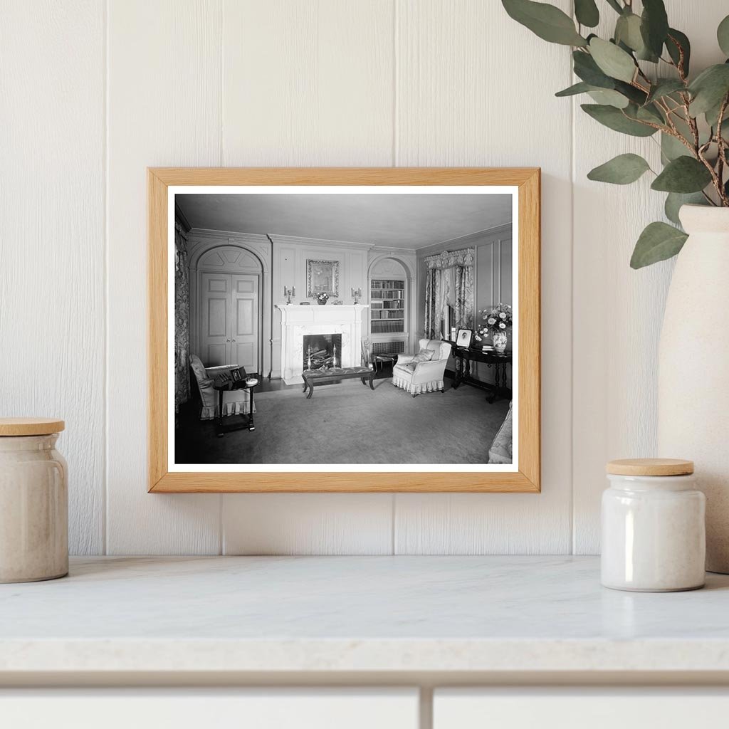 Interior Scene, Mt. Vernon, Fairfax County, VA, 1900s