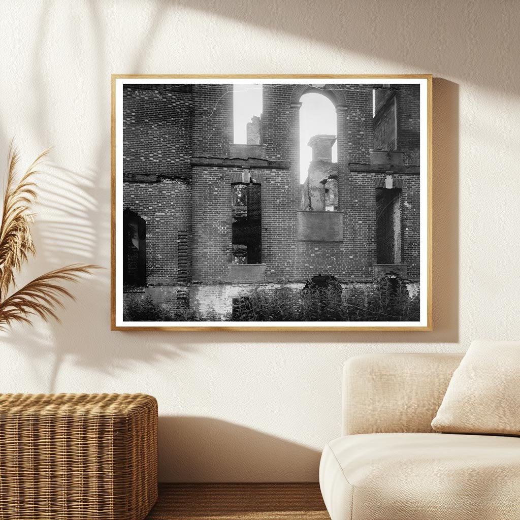 Historic Colonial House in Gloucester County, VA, 1725