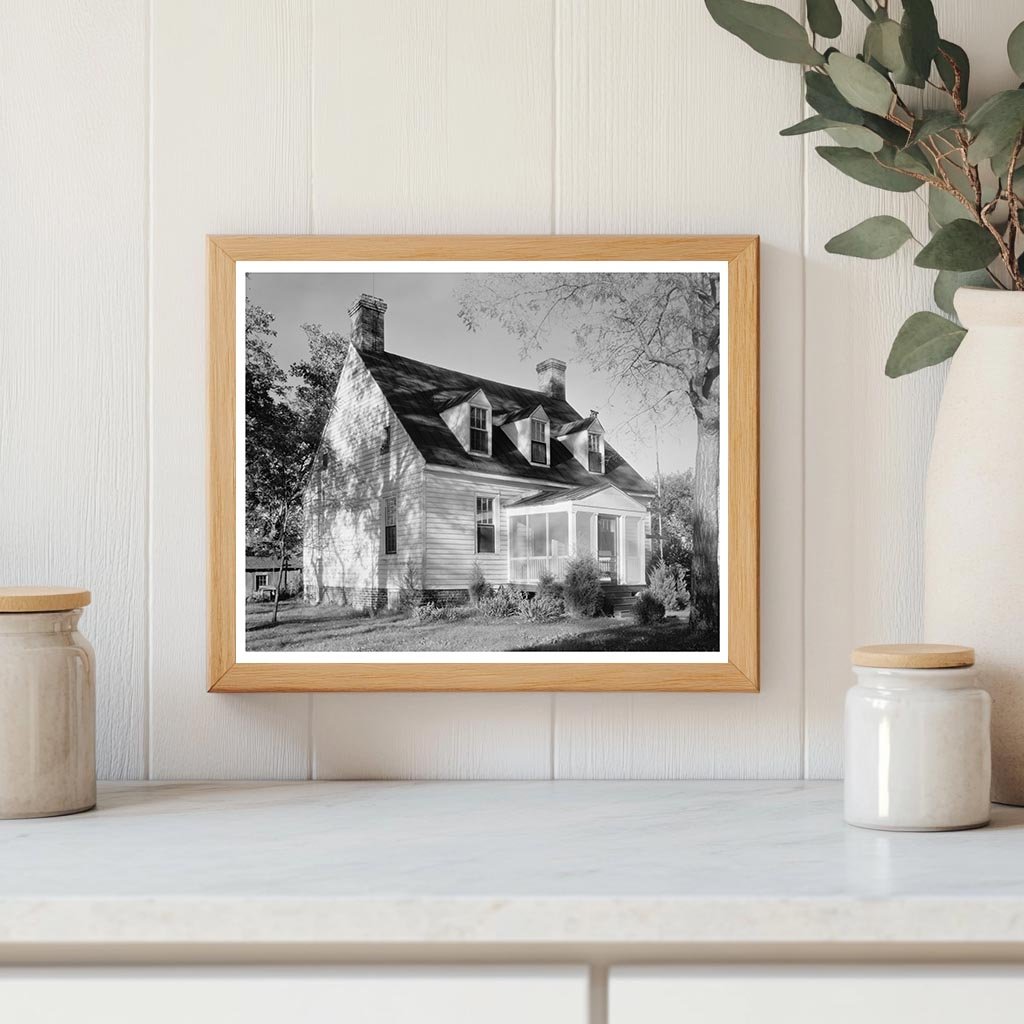 Vintage Residence in Hanover County, VA - Early 20th Century