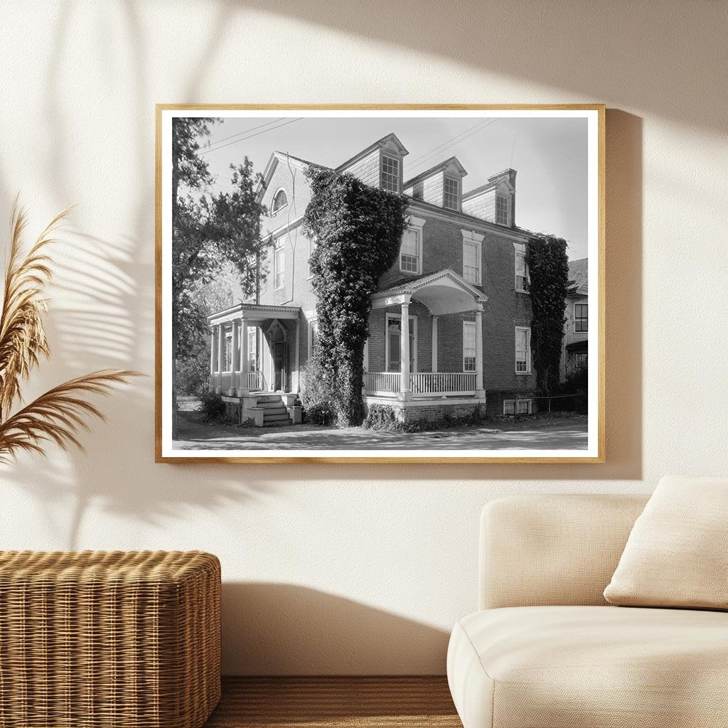 Smithfield House, Isle of Wight, VA, Early 20th Century