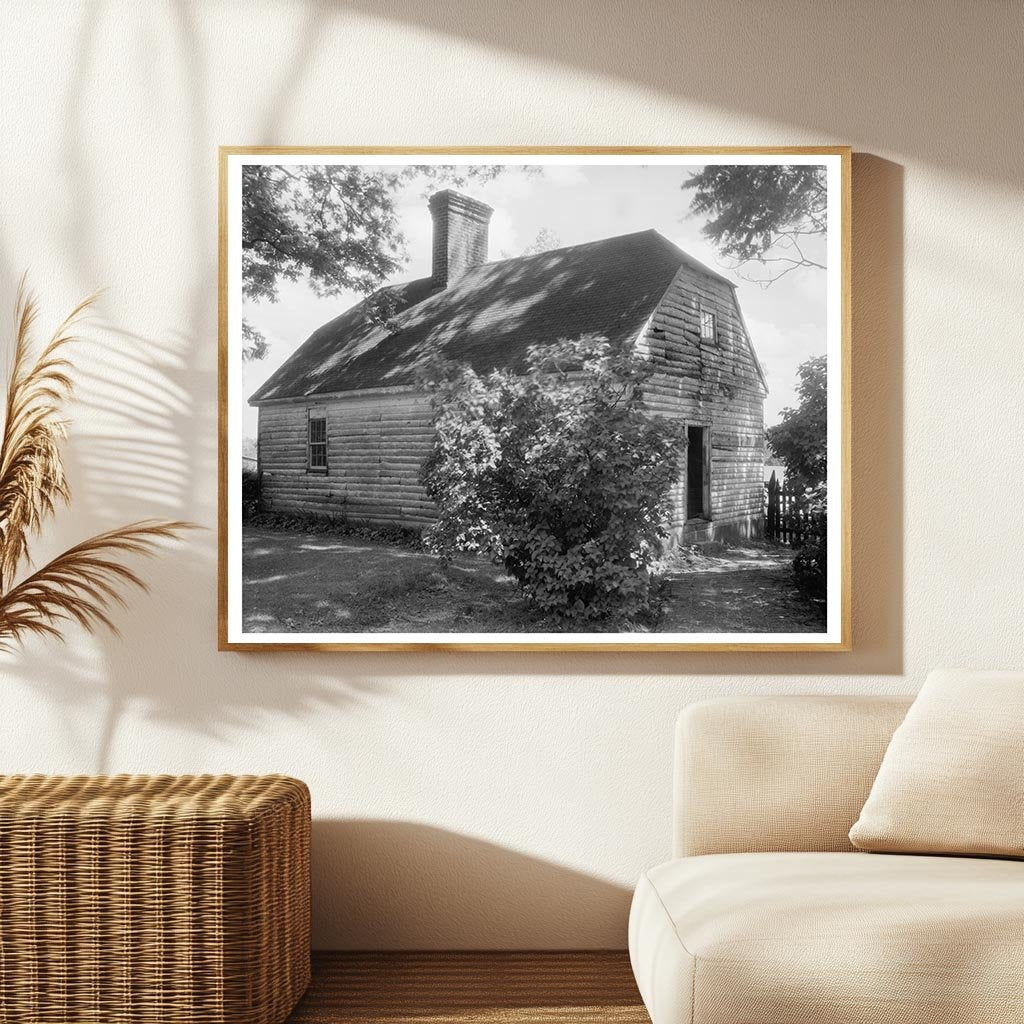 Historic Wooden Frame House in Comorn, VA, 1674