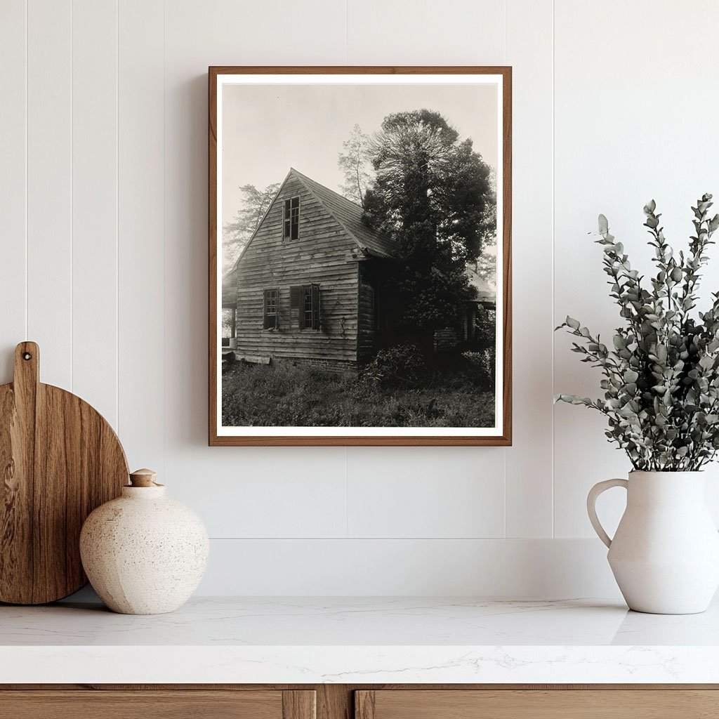 Vintage Wooden House, Piping Tree, VA 1900s