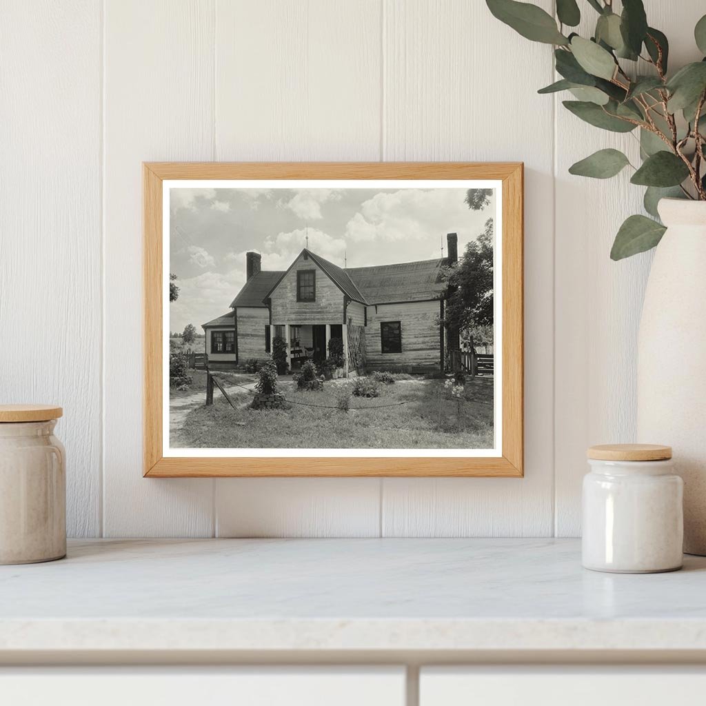 Mangohick Village, VA Home: Early 20th Century Architecture