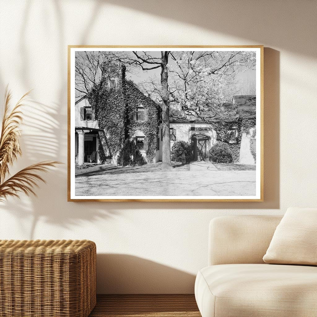 Historic Boarding School Photo, Middleburg VA 1900s