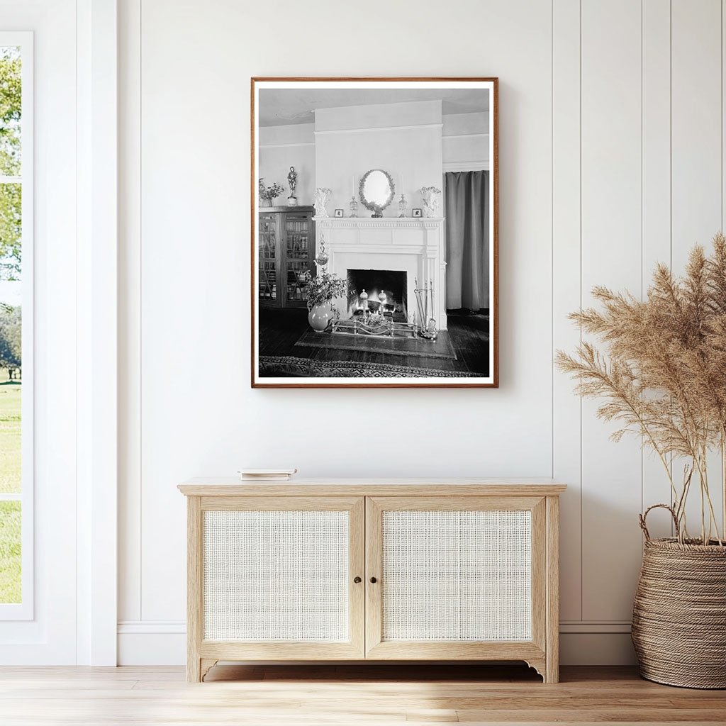 Historic Interior of Middleburg, VA, Early 20th Century