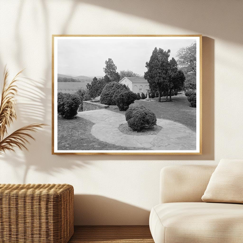 Aldie, VA 1823 Building by Monroe & Jefferson Image