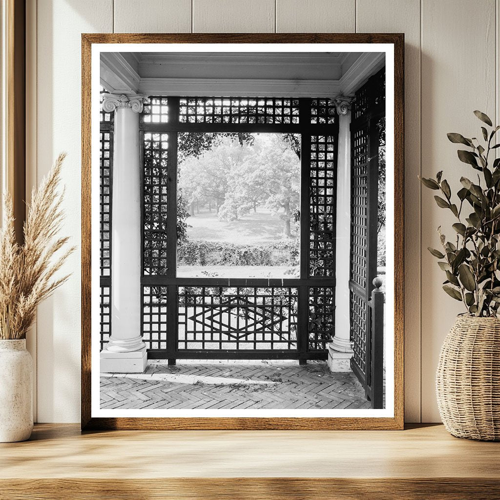 Vintage Architecture in Leesburg, Virginia, 20th Century