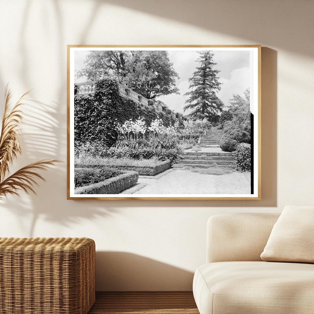 Vintage Photo of Leesburg, VA Estates, 20th Century