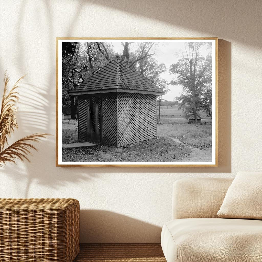Well House in Gordonsville, Virginia, 1930s Snapshot