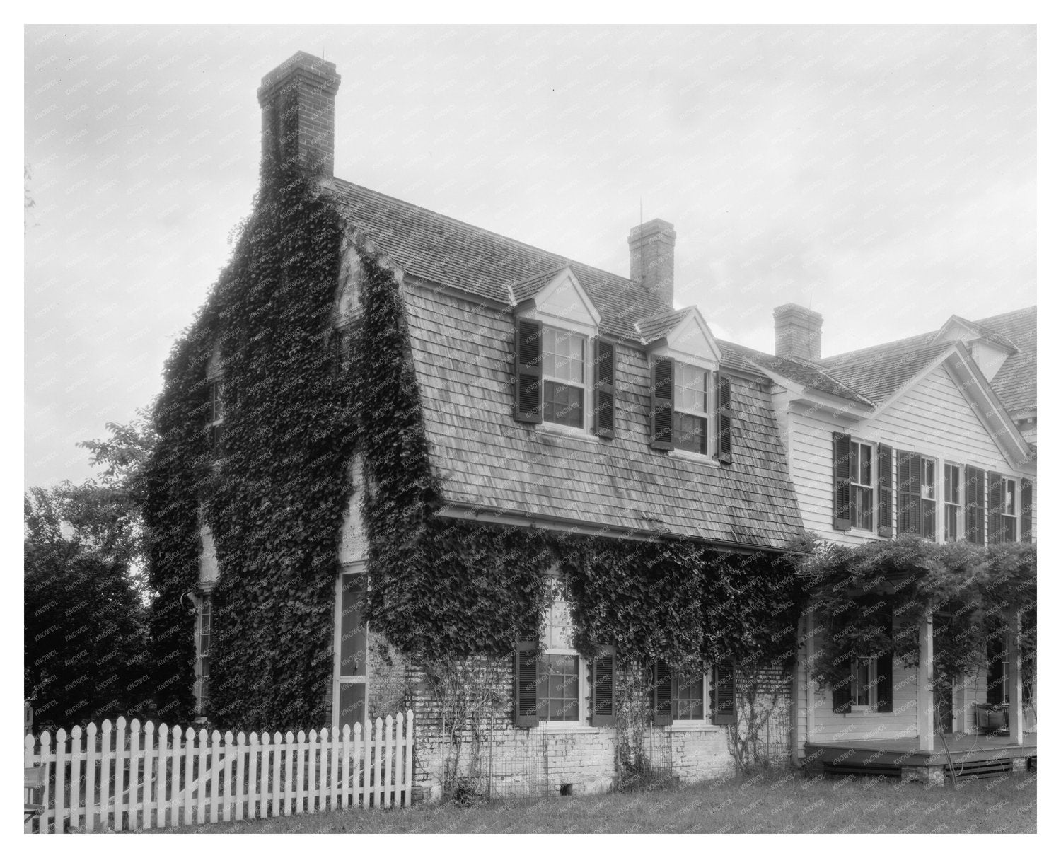 Vintage Home in Mathews County, Virginia, 20th Century