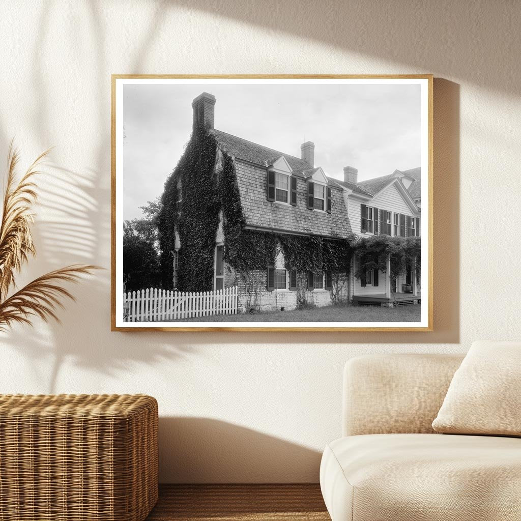Vintage Home in Mathews County, Virginia, 20th Century