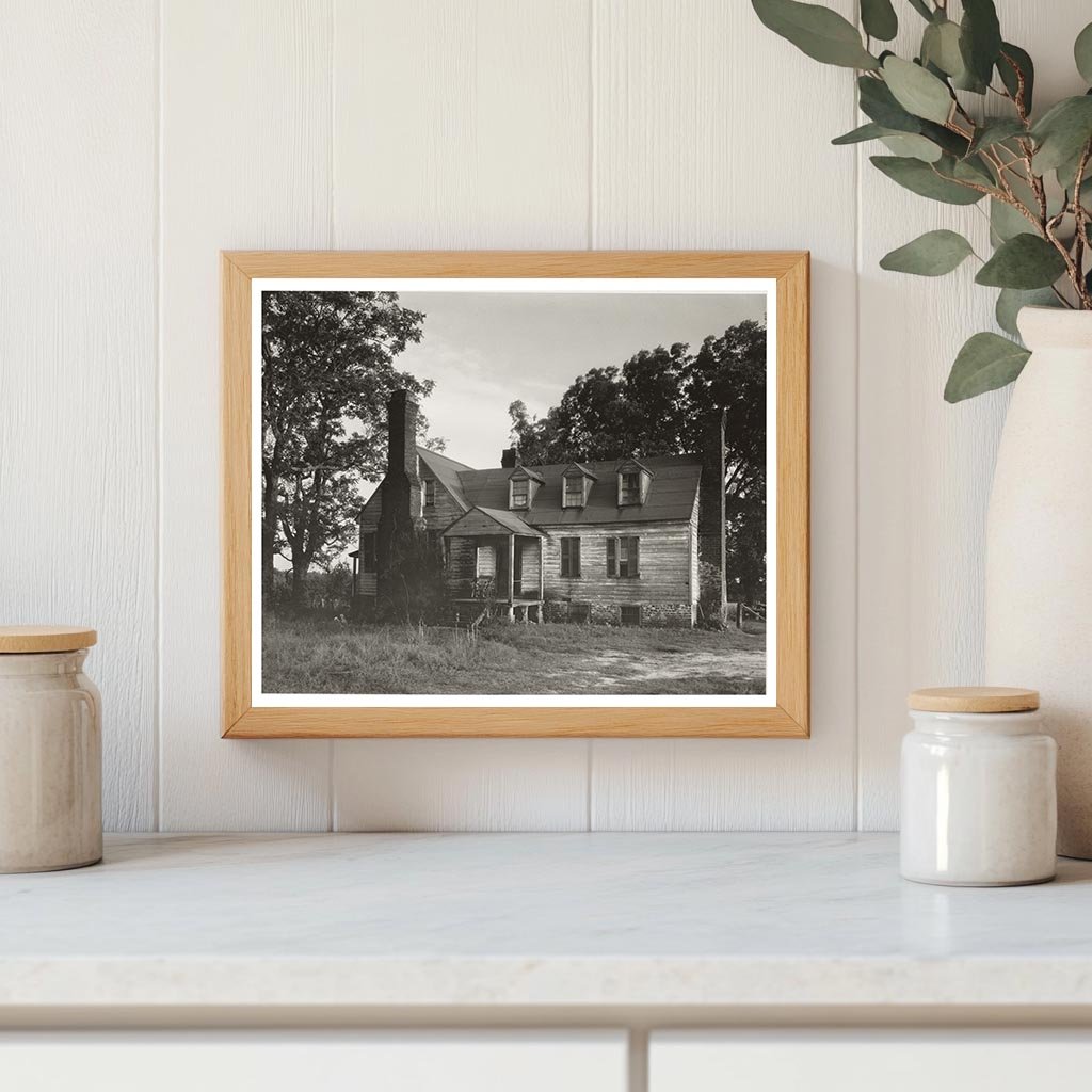 Vintage Farmhouse in New Kent County, Virginia, 1930s