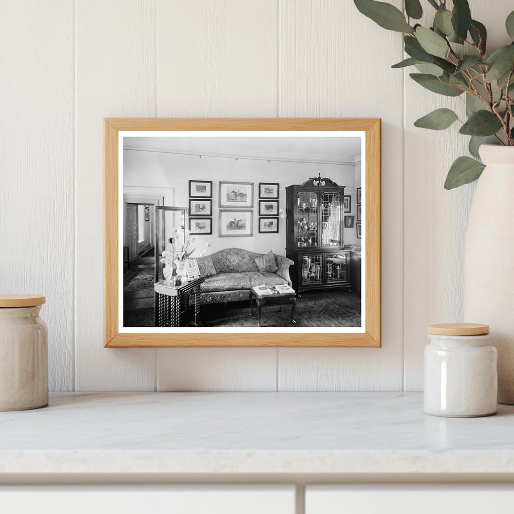 Gordonsville VA Interior Scene - Vintage Photography 1953