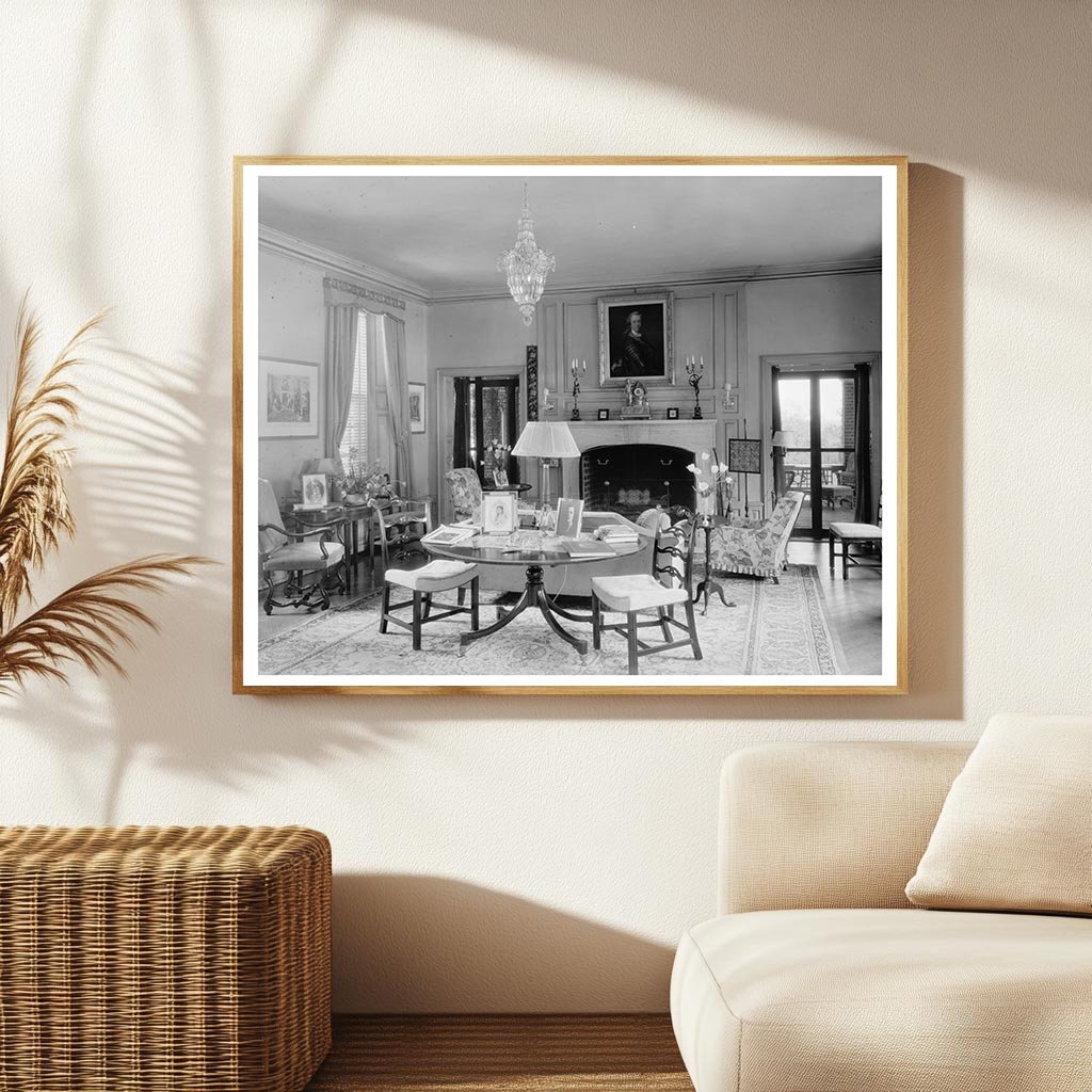 Gordonsville, VA Living Room Photo - 20th Century History