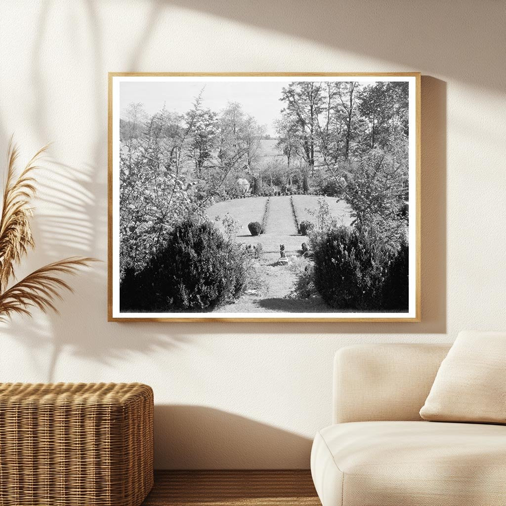 Gordonsville Estate Photo, Orange County, Virginia, 1953