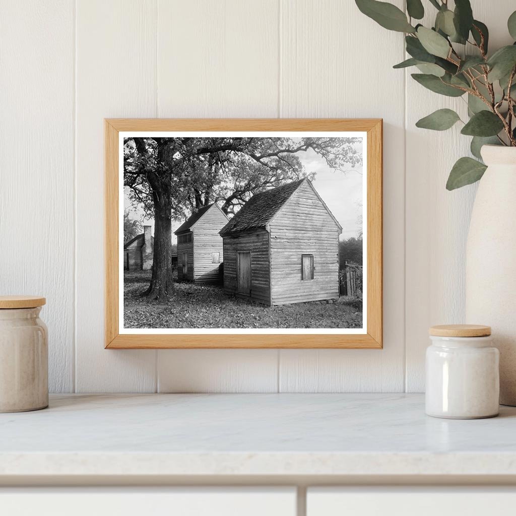 Vintage Outbuilding in Danville, VA - Early 20th Century