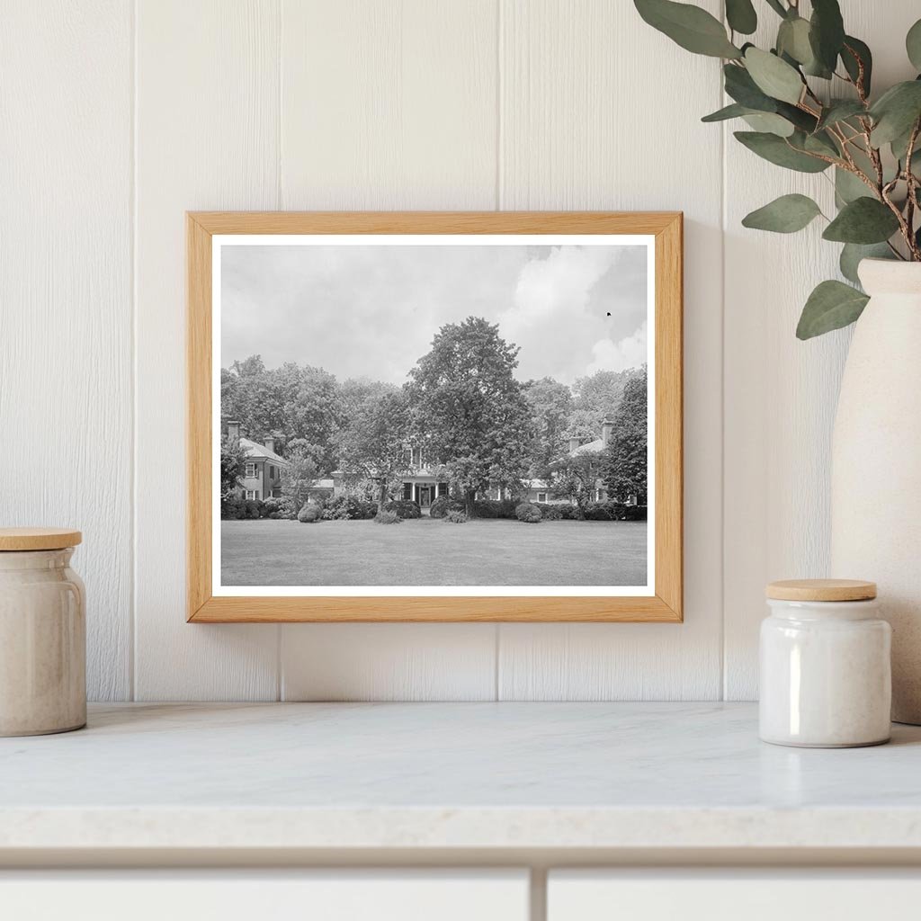 Historic Harrison Home in Surry, Virginia, 1730