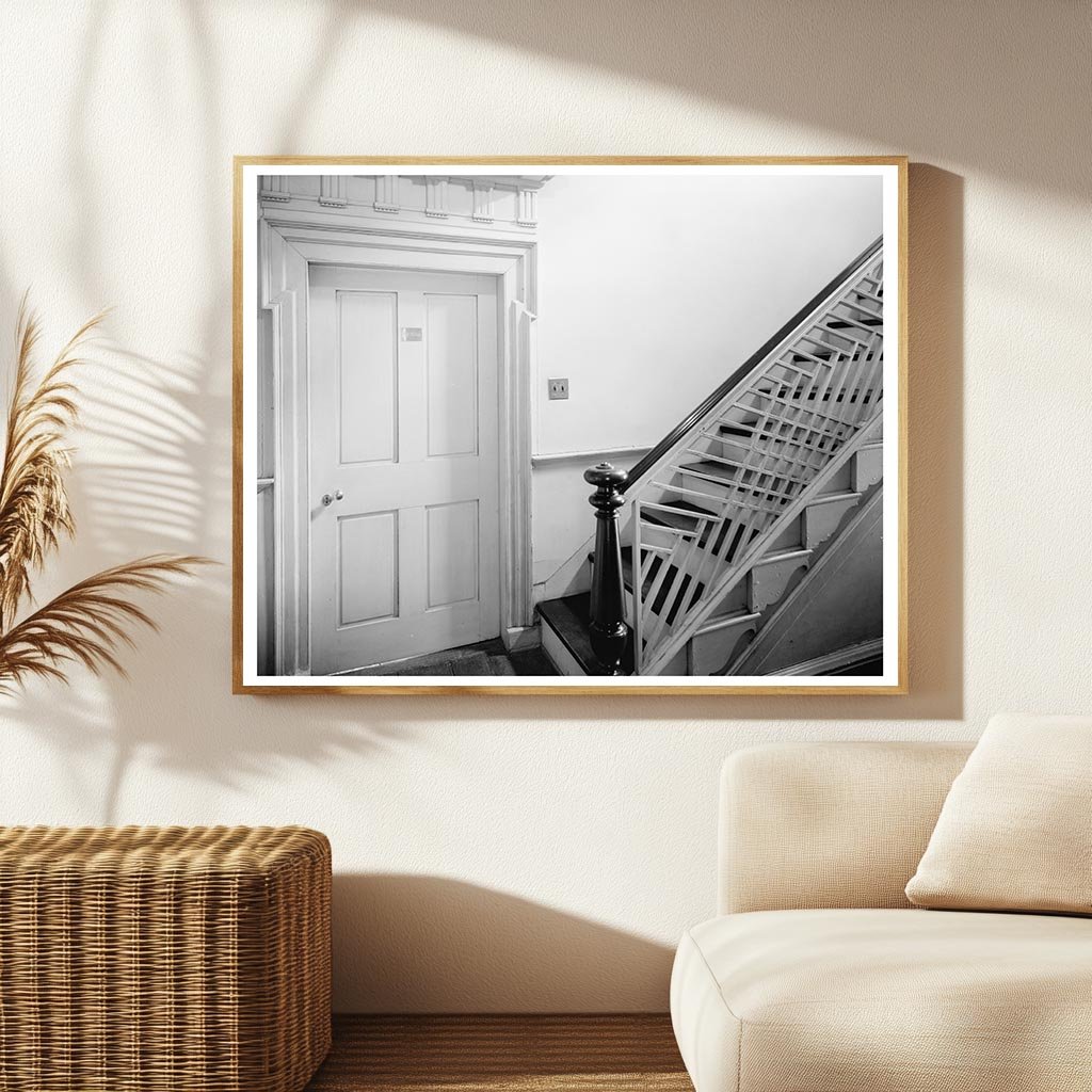 Historic Building in Surry, VA, 1730 - Architectural Signifi