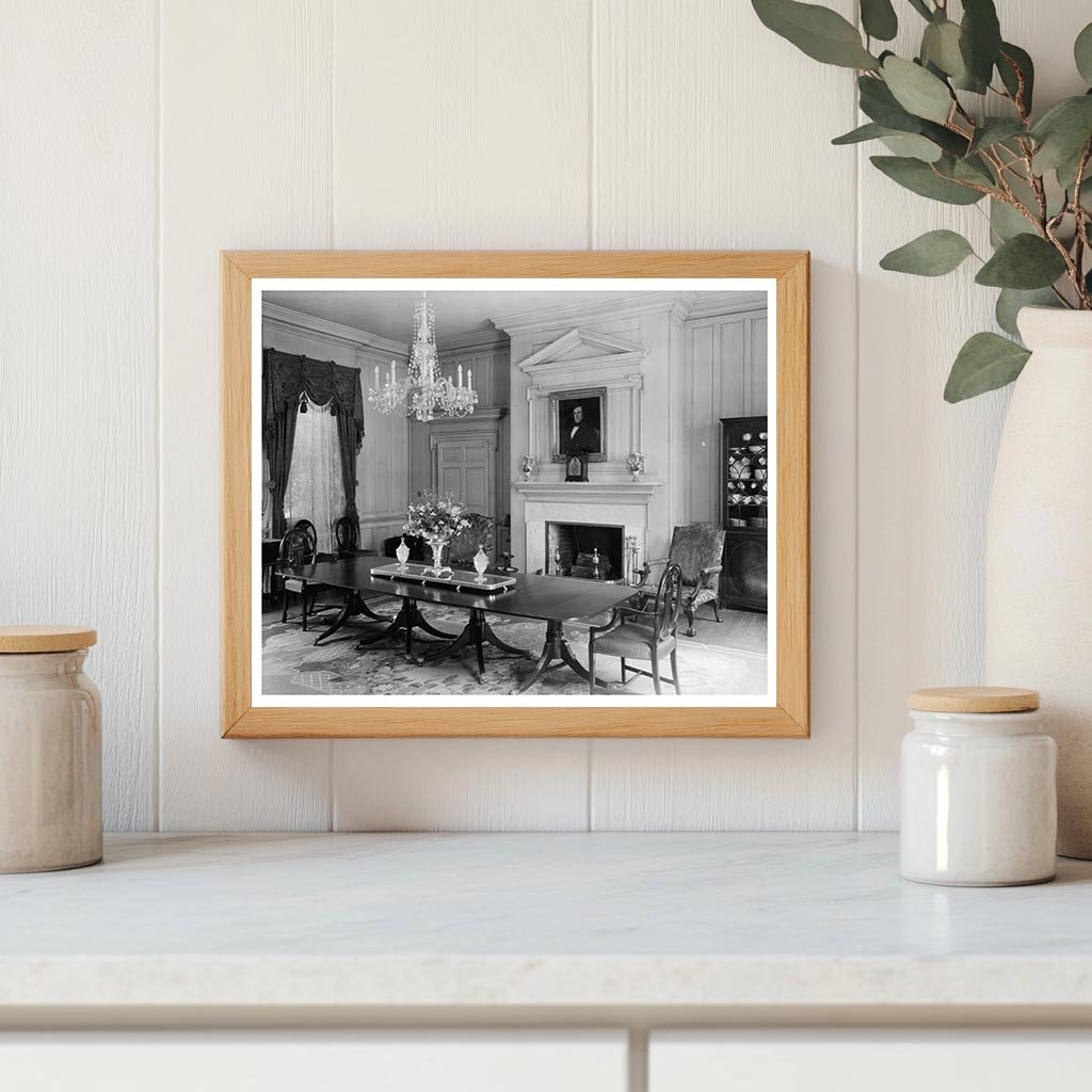 Historical Interior, Surry, VA 1730 - Carnegie Survey