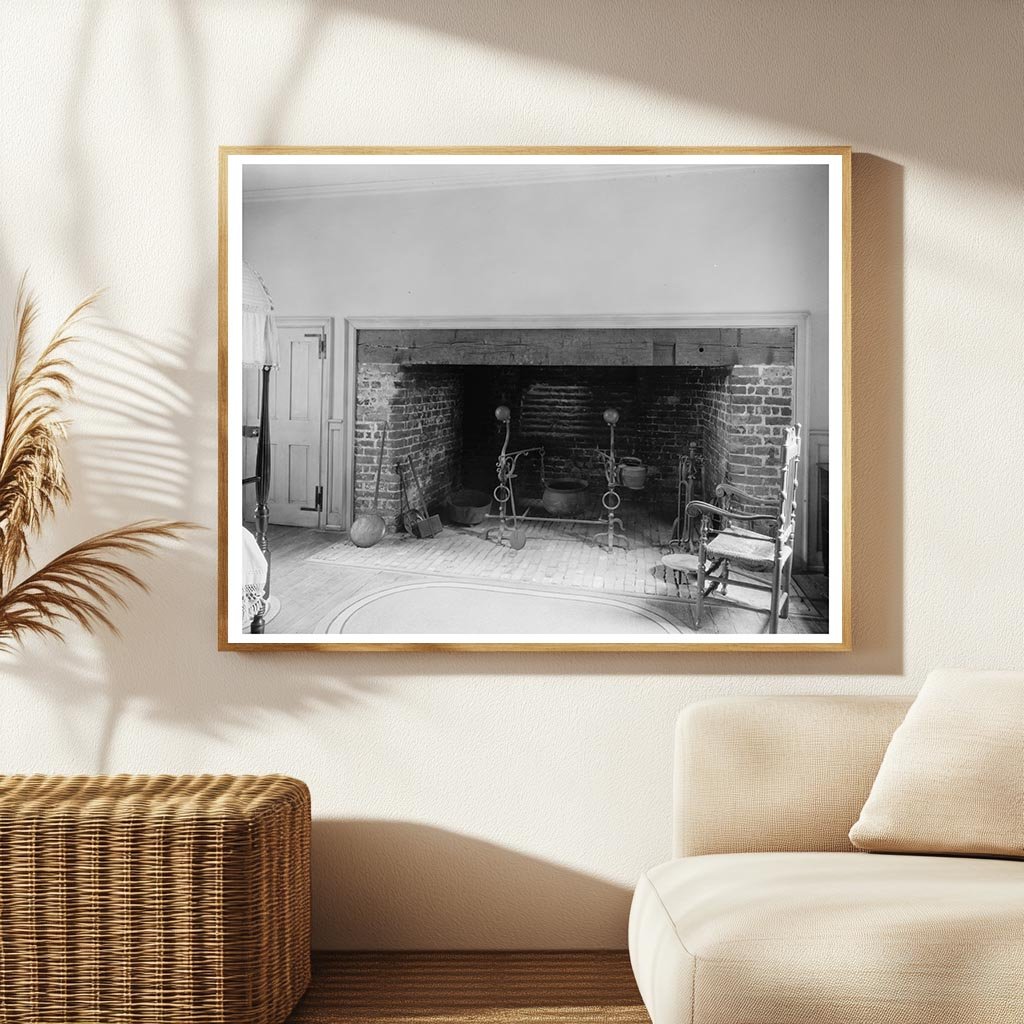 Historic Home in Surry, VA - 1730 Architecture Insights