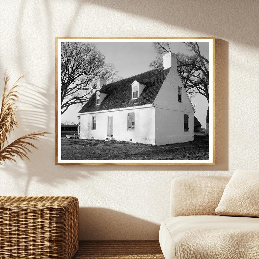 Vintage Farmhouse in Princess Anne County, VA, 1660