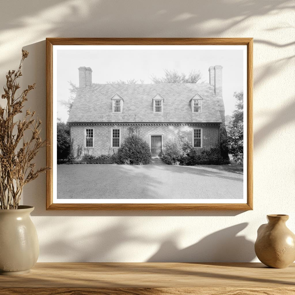 Historic Brick House in Norfolk, VA - 1634 Photo