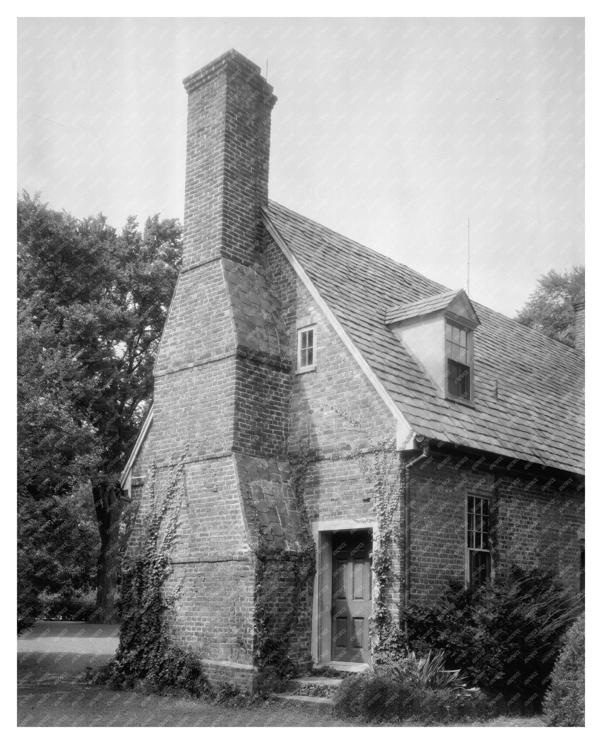 First Brick House, Norfolk VA, Colonial Architecture, 1634
