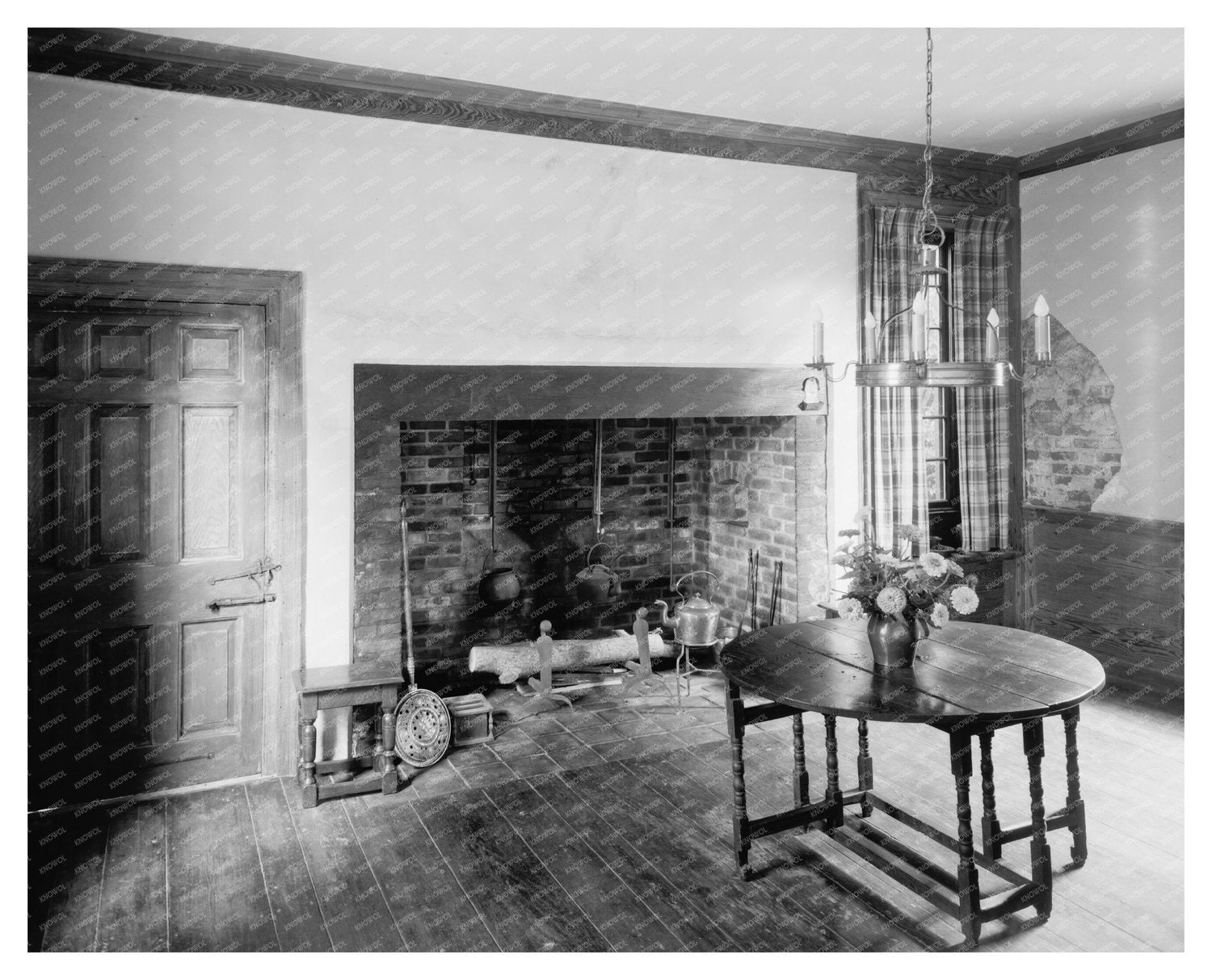 Colonial Architecture in Norfolk, VA: 1634 Historic Home