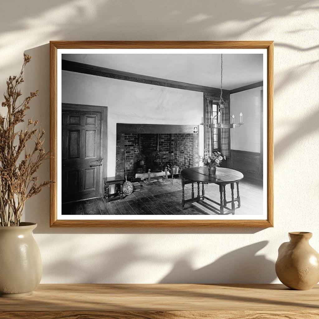 Historic Brick House in Norfolk, VA - 1634 Architecture