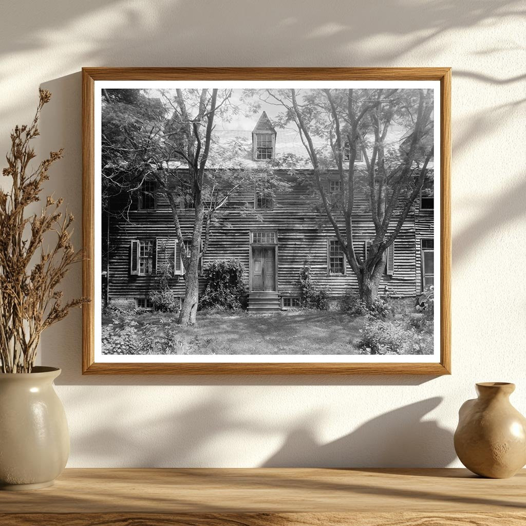 Historic Wooden House in Warsaw, VA 18th Century