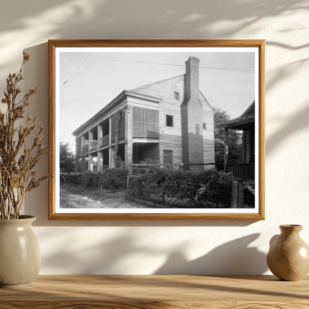 Historic Tavern in Roanoke County, Virginia, 20th Century