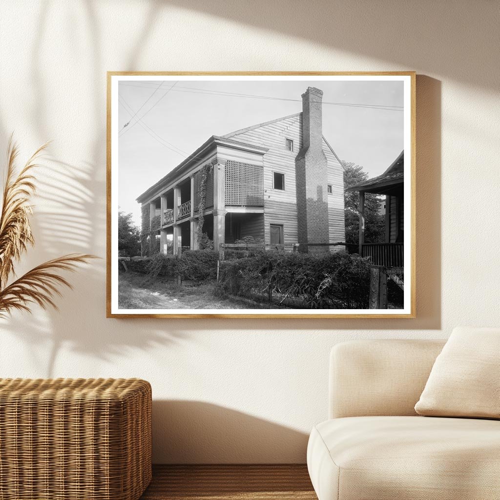 Historic Tavern in Roanoke County, Virginia, 20th Century