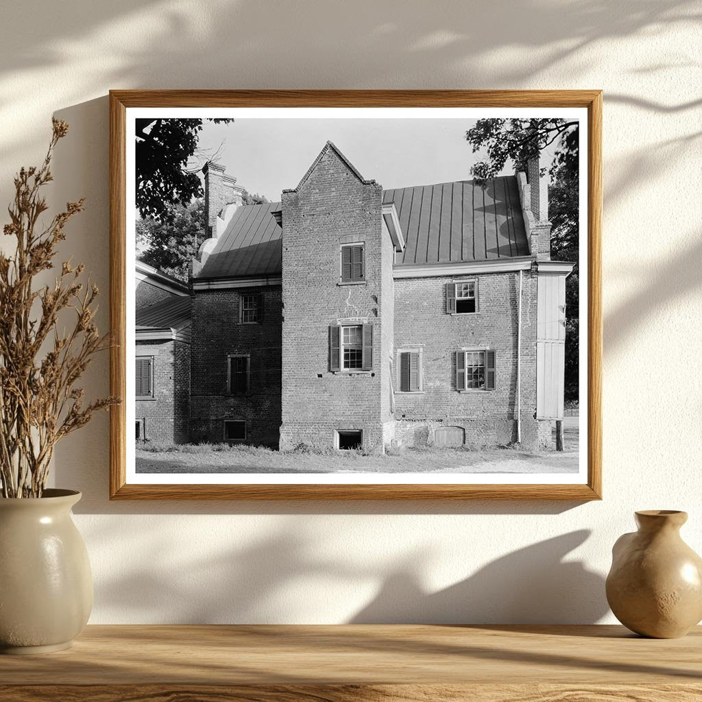 Historic 1660 Structure in Surry County, Virginia