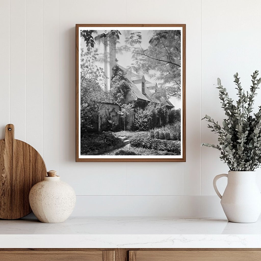 Historic Mansion in Claremont, VA - Built 1668