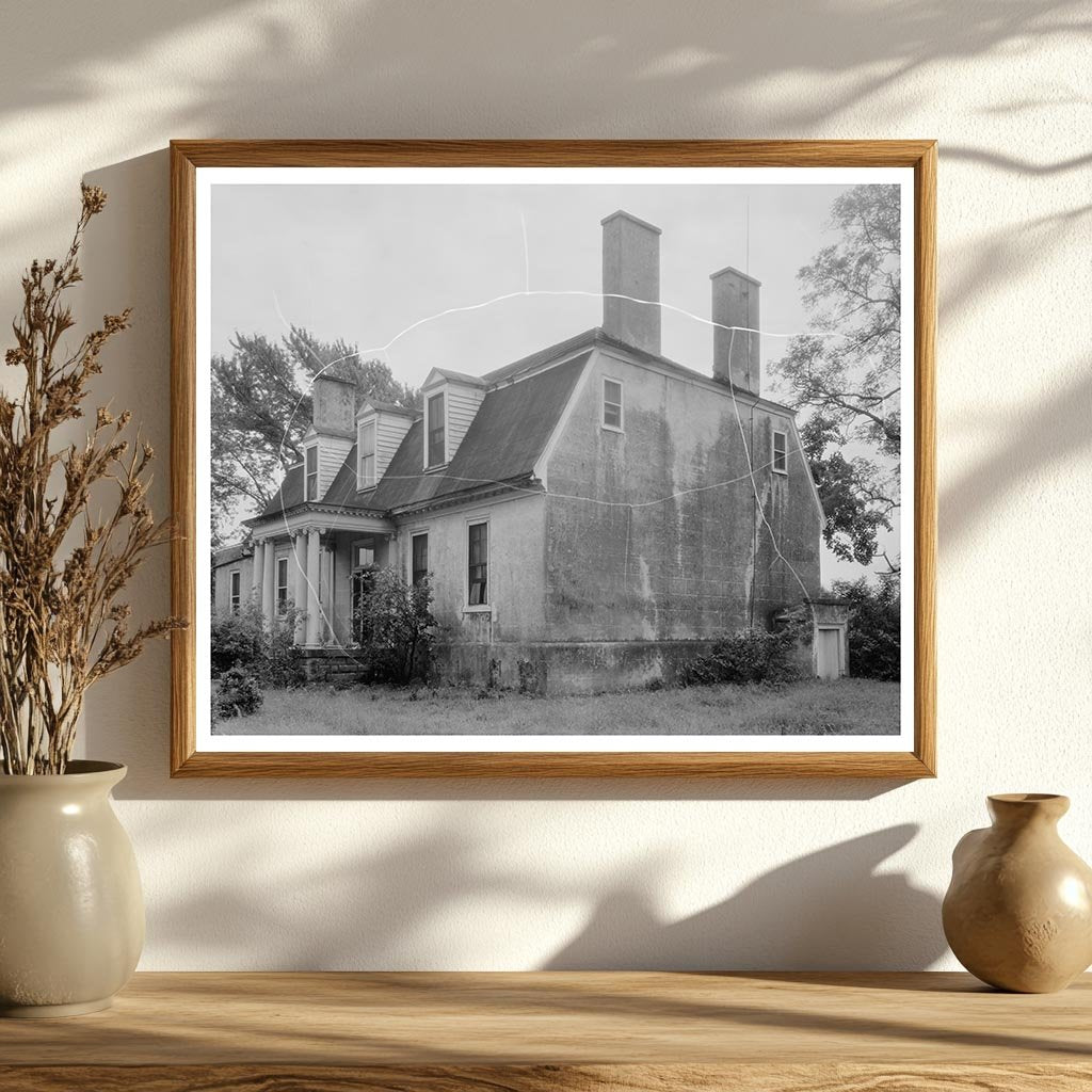 Vintage Homes in Spring Grove, VA - Mid 20th Century