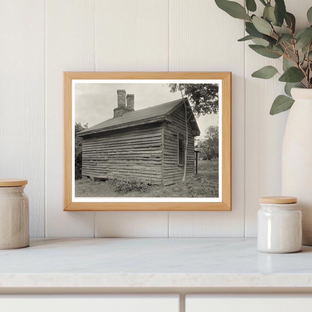 Early 20th Century Plank Buildings in Spring Grove, VA