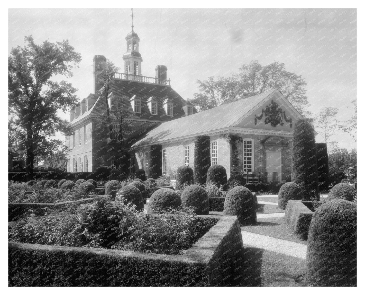 Historic Architecture of Williamsburg, VA - 20th Century